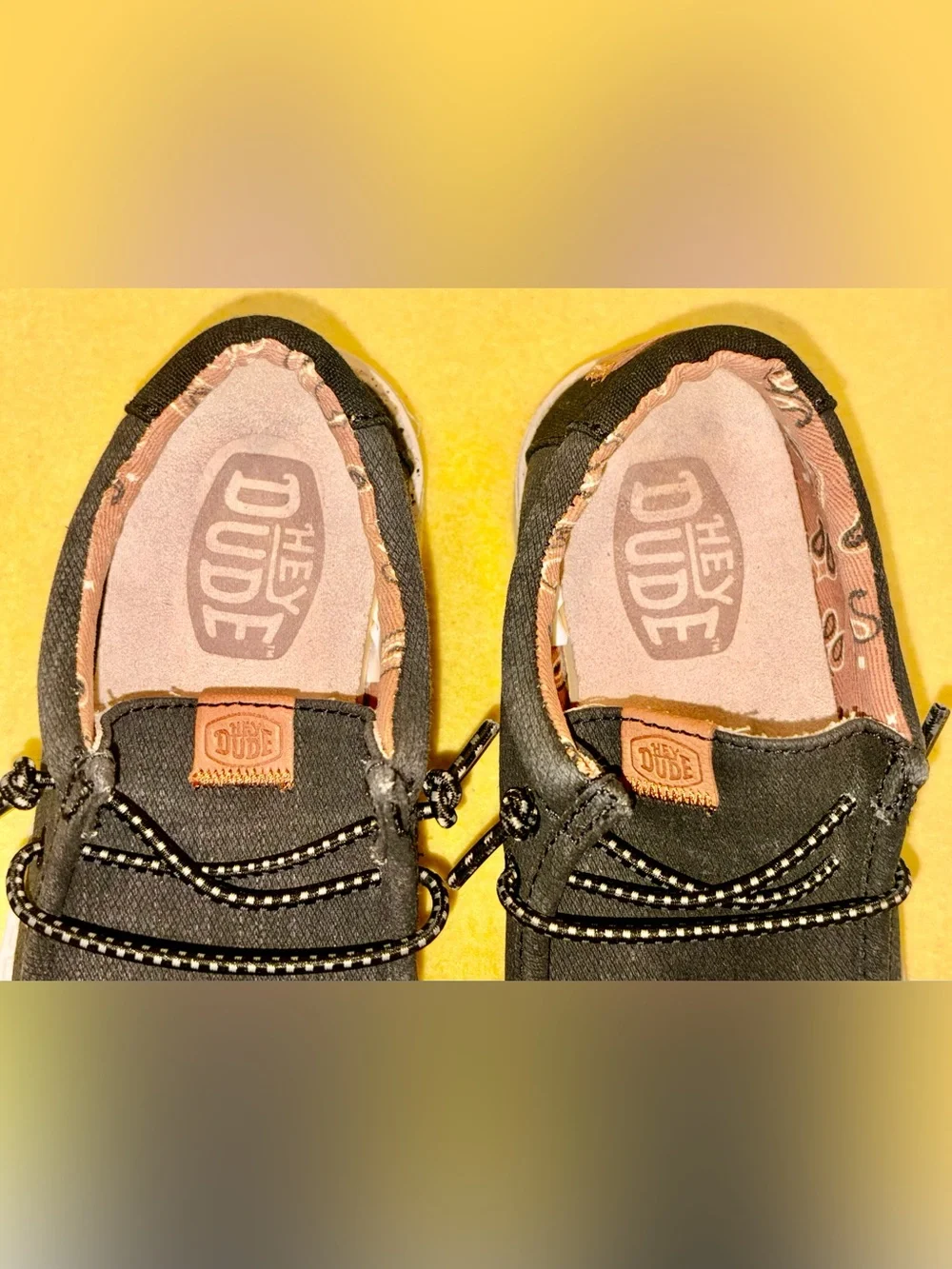Hey Dude Wally Youth Washed Canvas shoes - dark charcoal upper - Youth 10